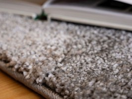 Dizaina paklājs ar ģeometrisku figūru laukumiem Cani 974 grey