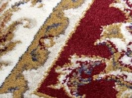 Maderno 105642 sarkans